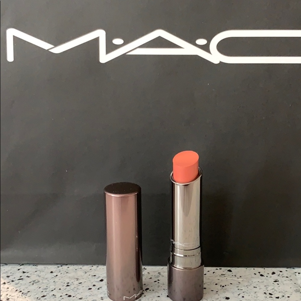 NWT MAC Cosmetics Soft Talkin Huggable Lipcolour - Picture 4 of 10